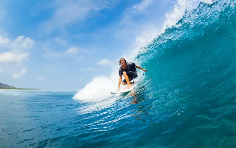 Best Summer Surfing Camps United States: Seasonal Coastal Analysis