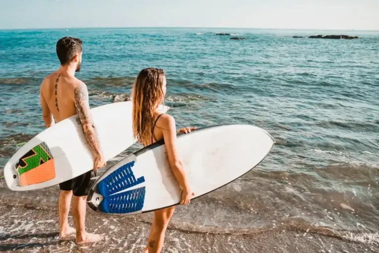 Best Surfing Camps for Couples: Structural Selection Guide
