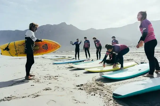 Best Surfing Camps Options: Comprehensive Global Guide & Selection Framework