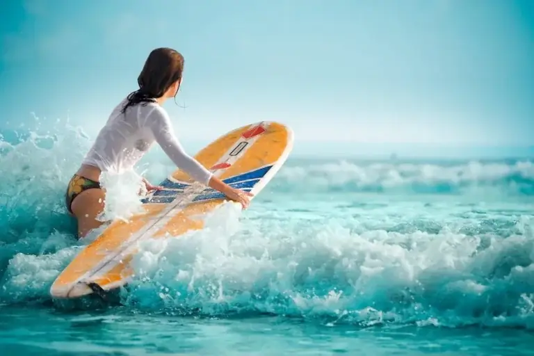 How to Choose a Surfing Camp Without Experience: Complete First-Timer Strategy