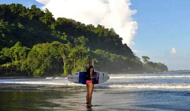 Luxury All Inclusive Surf Camps USA: High-End Aquatic Logistics, Coordinated Coaching Frameworks, and Premium Travel Standards