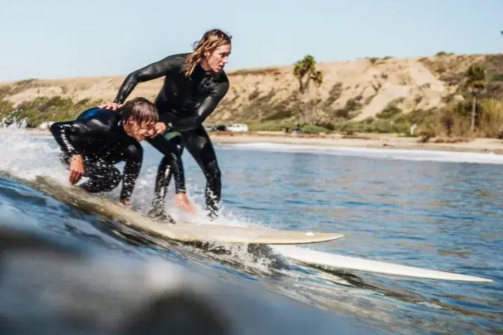 Luxury Surfing Camps USA: Elite Coastline Retreats & Training Guide